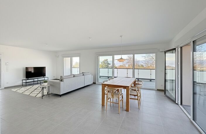 Appartement à vendre Attique 4 pièces THONON LES BAINS (74) — photo 2