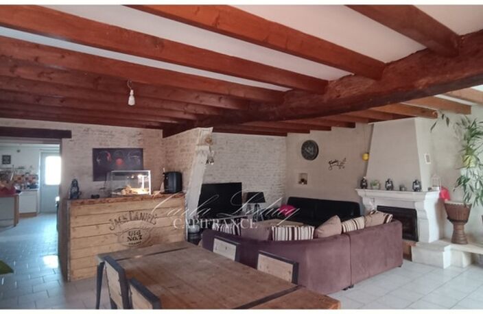 Maison de caractère – 6 pièces – Ancien séchoir à tabac réhabilité — photo 3