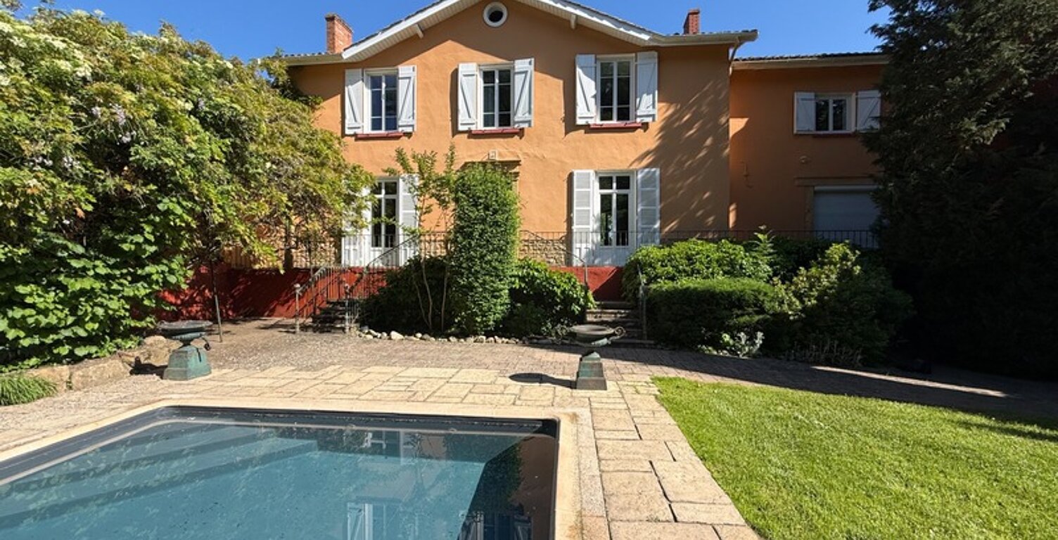 Demeure de caractère du XVIIIᵉ siècle – 435 m² – Parc arboré de 5 000 m² – Piscine – Au calme absolu — photo 1