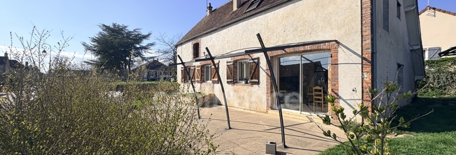 Maison 5 Pièces 118 m² à vendre à La Celle-Saint-Cyr (89116)
