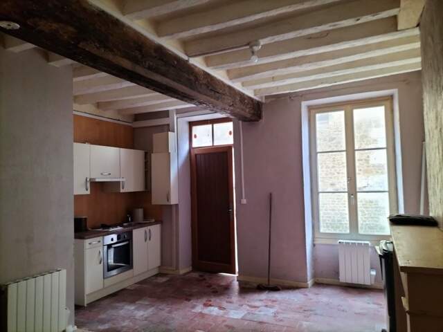 Maison à vendre 2 pièces MONTMIRAIL (72) — photo du bien