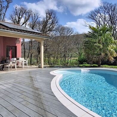 Maison 7 pièces 399000 €