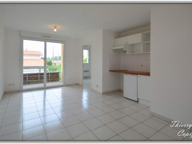 Appartement T1 Bis LES BILLAUX — photo du bien