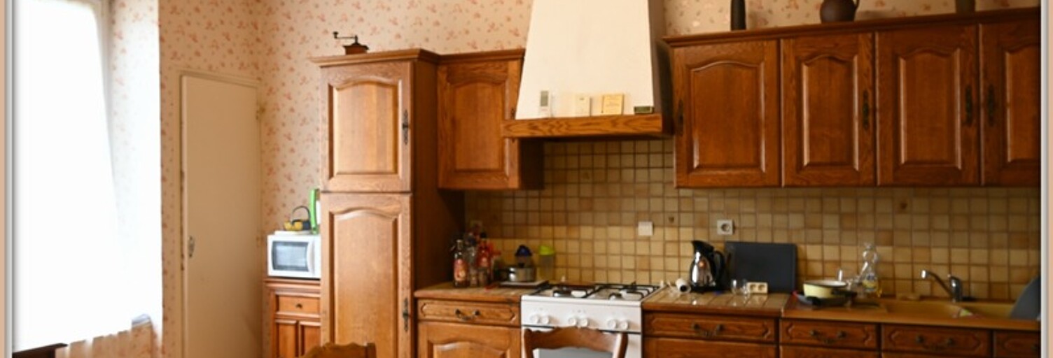 Maison 6 Pièces 103 m² à vendre à Saint-Denis-de-Gastines (53500)