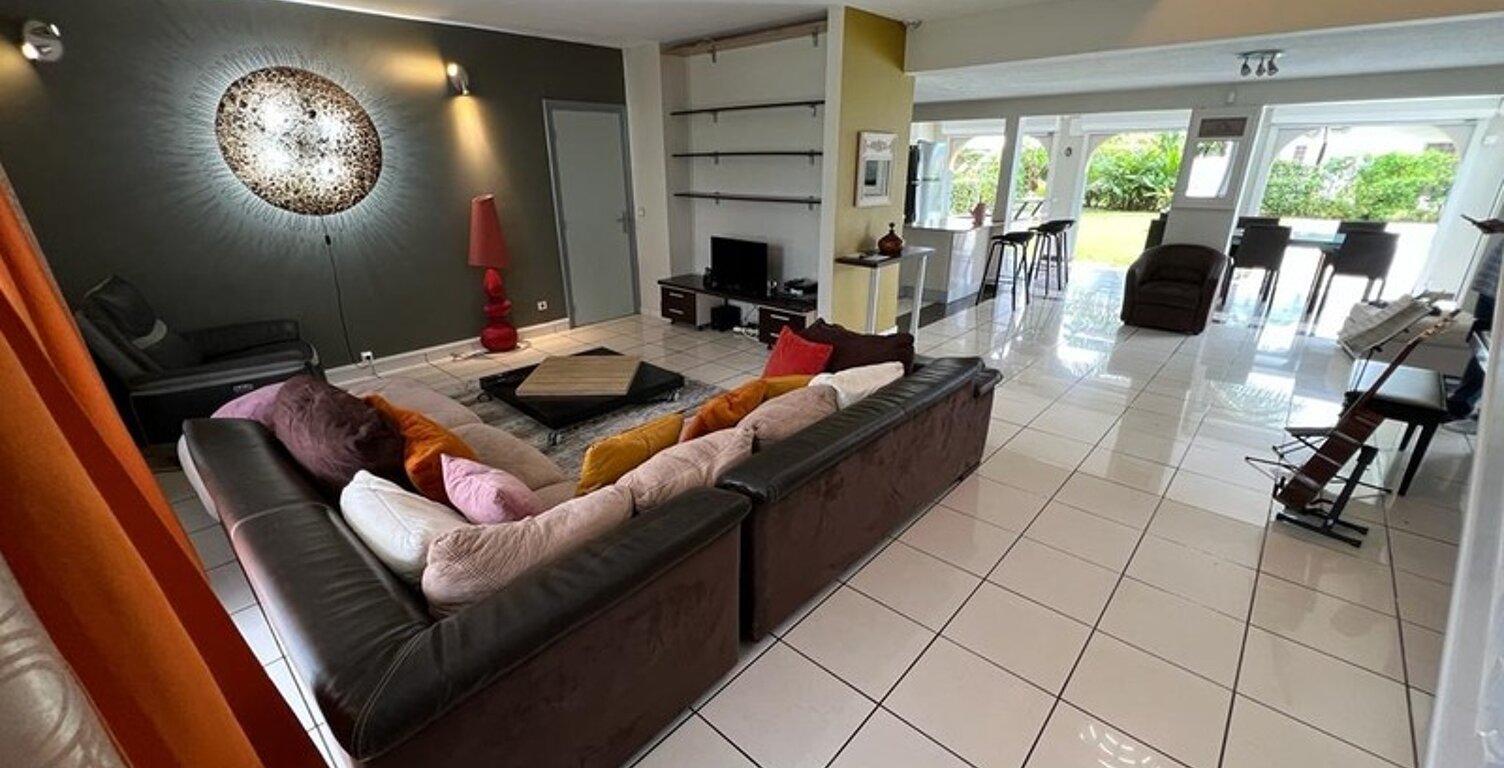 Dpt Guyane (973), à vendre KOUROU exceptionnelle maison bourgeoise, très bien située près du lac diable — photo 1