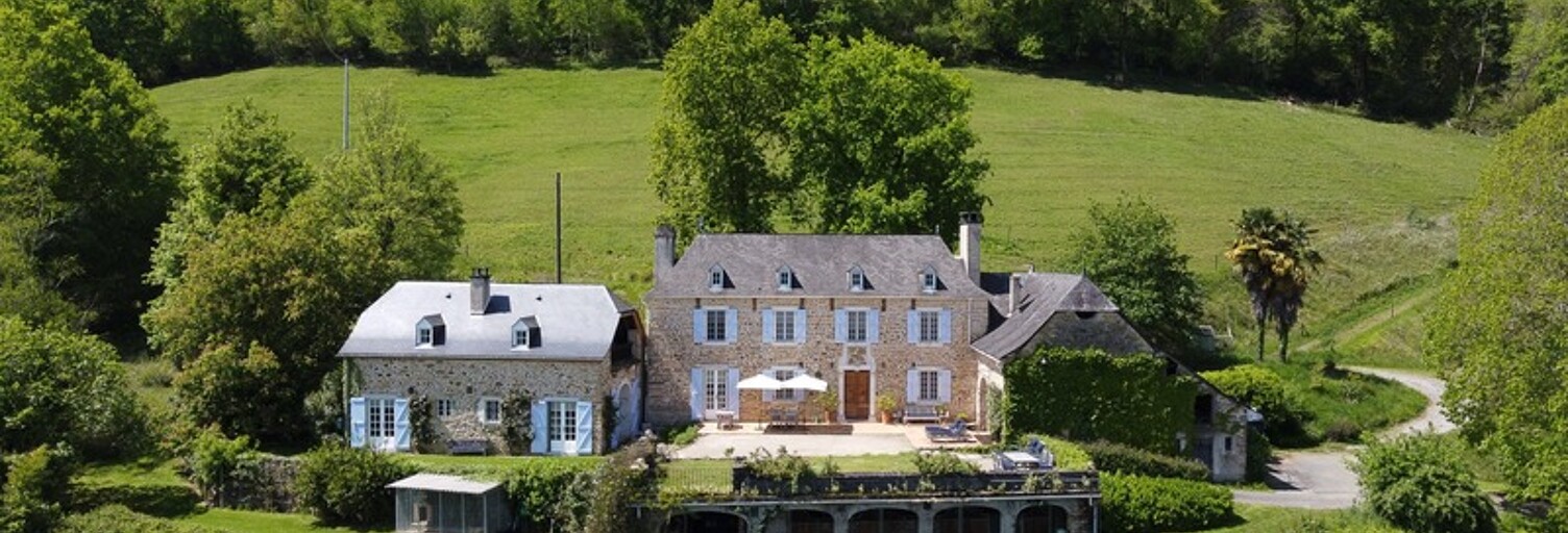 Maison 8 Pièces 450 m² à vendre à Gan (64290)