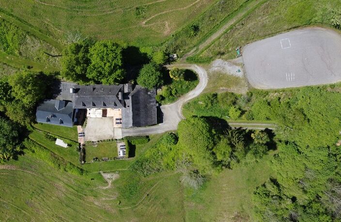 Pau (64) - À VENDRE - Propriété de 450m2 - Forêt et prairie de 20 ha avec vue exceptionnelle sur les Pyrénées au calme — photo 3