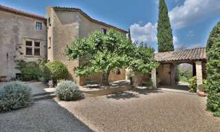 Maison 20 Pièces 1000 m² à vendre à Bonnieux (84480)