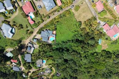 Terrain  323000 €