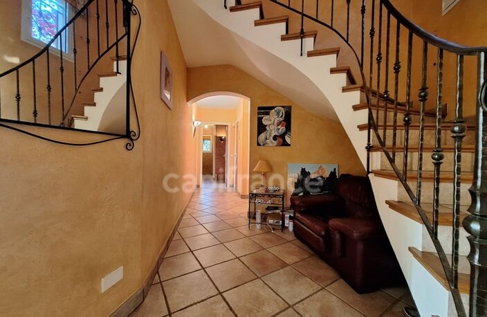 Maison à vendre 7 pièces sur la commune de SAINT JEAN DU GARD (30) — photo 4