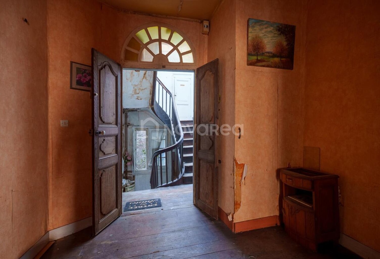 Immeuble — photo 1