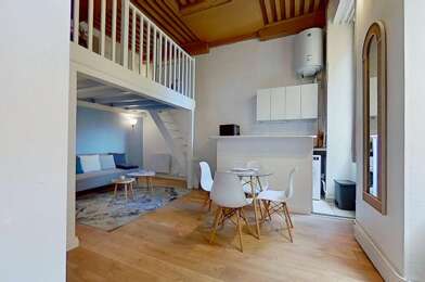 Appartement 1 pièces 720 €