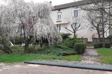 Maison  275600 €