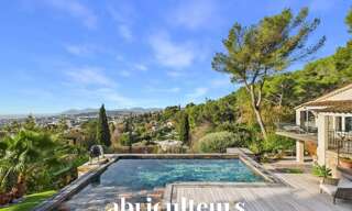 Maison 7 Pièces 227 m² à vendre à Le Cannet (06110)