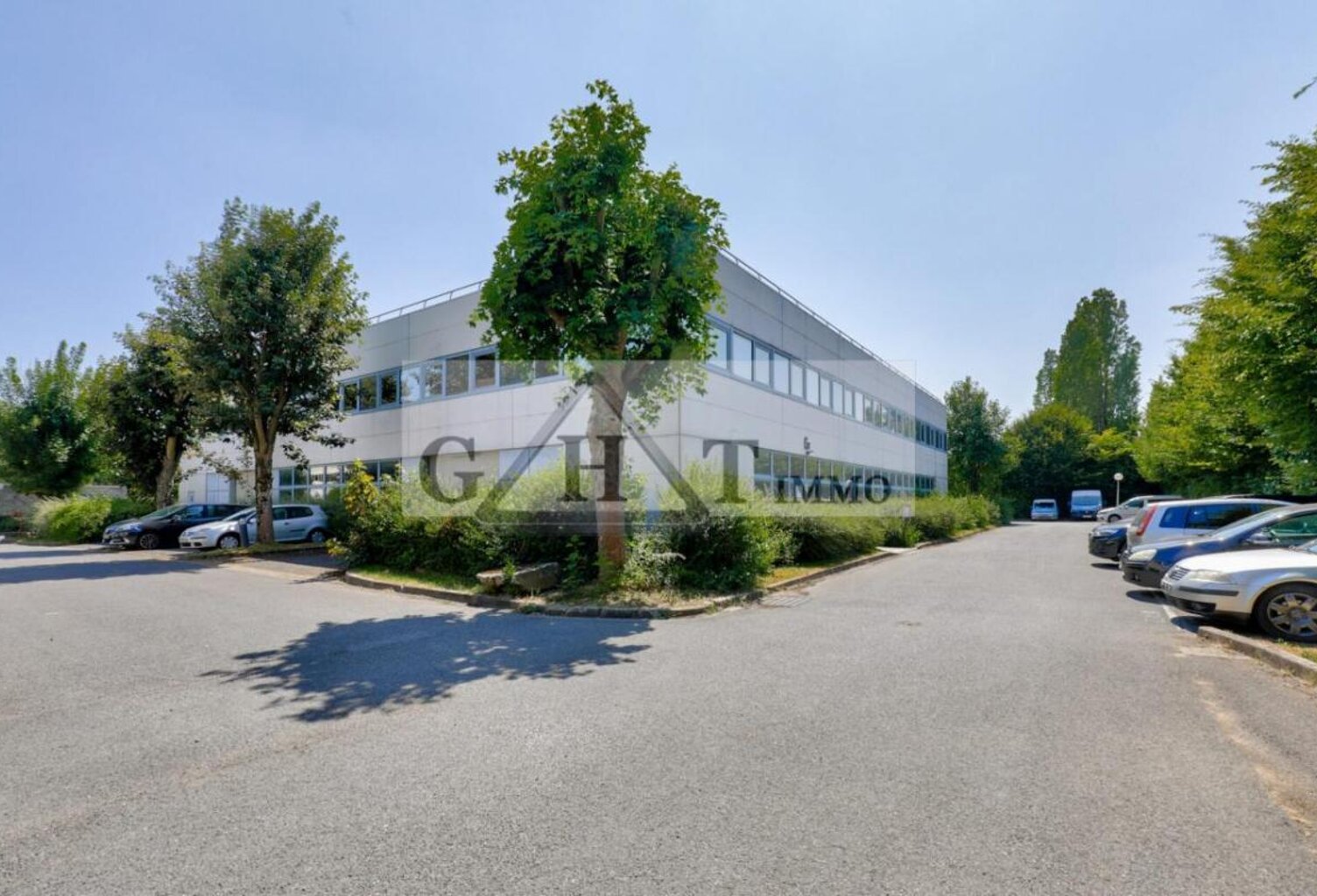 Entrepôt 394m² Aulnay-sous-Bois — photo 1