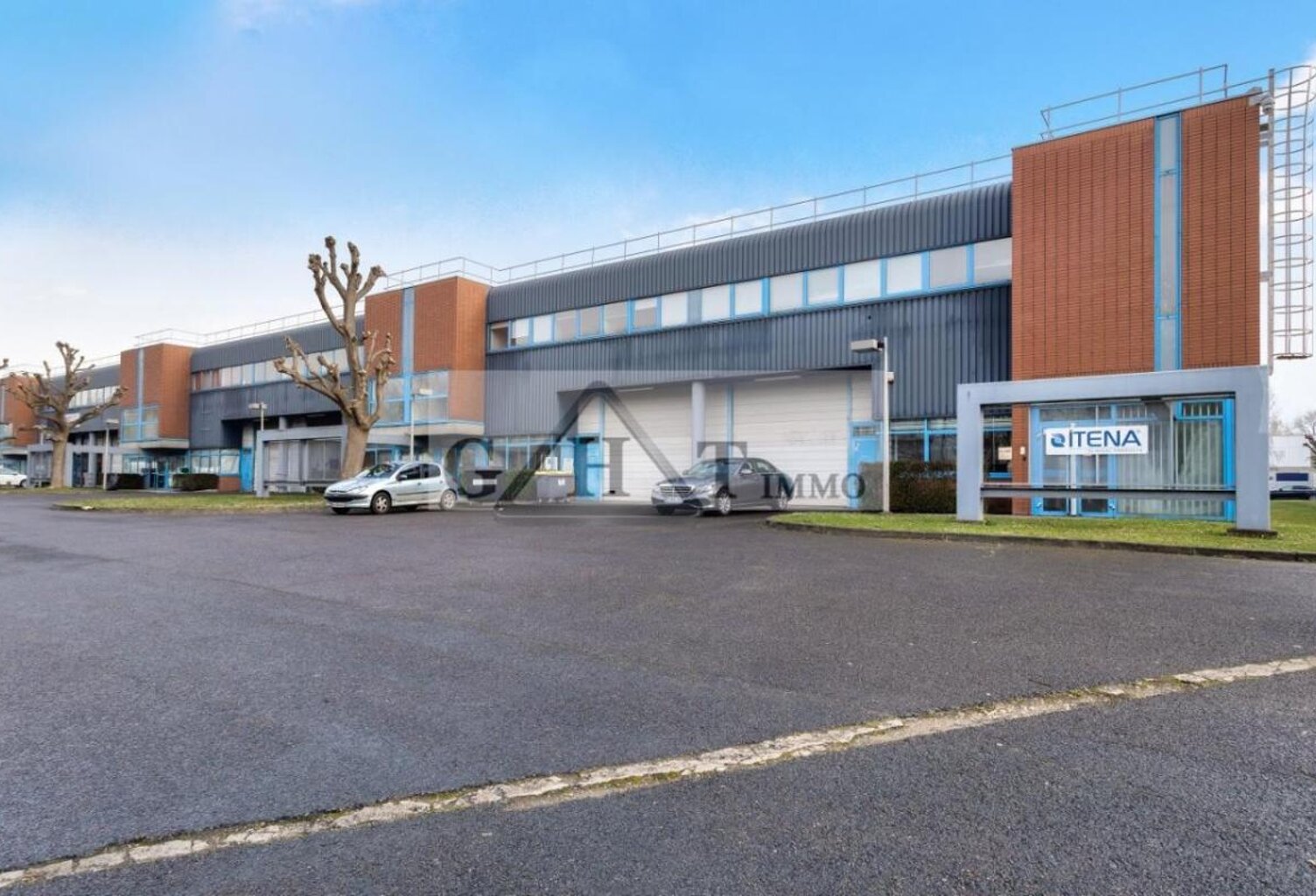 Entrepôt Bureaux 494m² Villepinte — photo 1