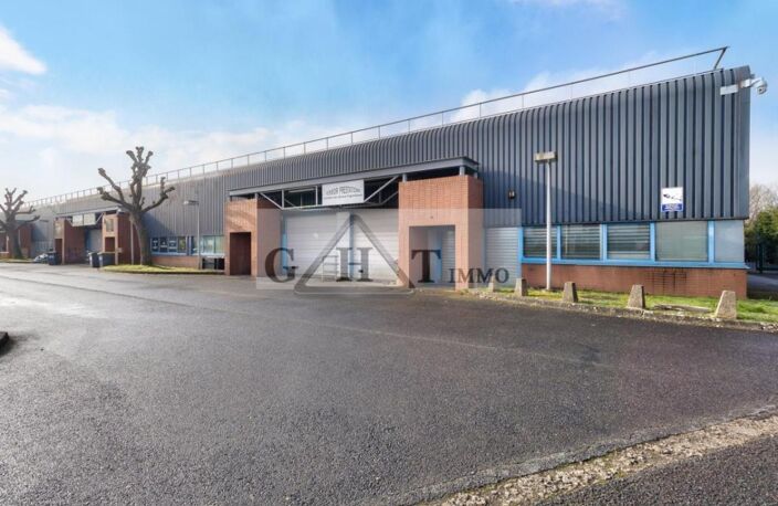 Entrepôt Bureaux 494m² Villepinte — photo 3