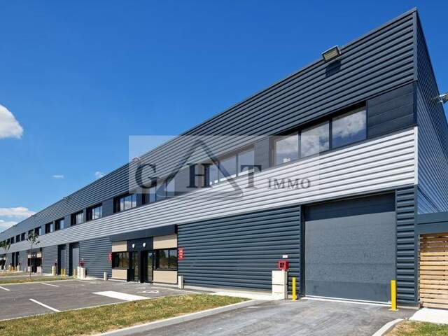 Bureaux Entrepôt 313m² Aulnay-sous-Bois — photo du bien