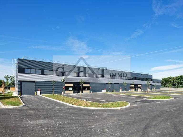 Entrepôt Bureaux 633m² Aulnay-sous-Bois — photo 1