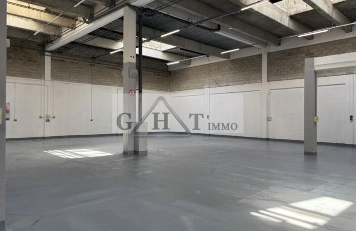 Entrepôt 498m² Aulnay-sous-Bois — photo 3