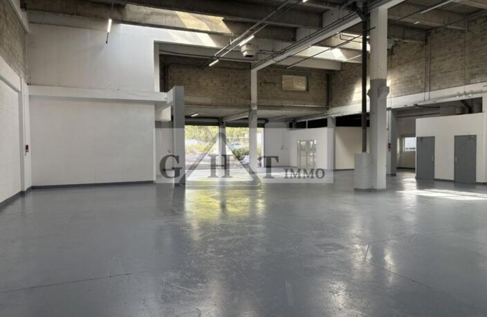 Entrepôt 358m² Aulnay-sous-Bois — photo 3