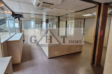 Bureau  2932 €