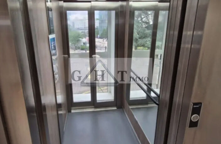 BUREAUX DE 108 M2 À LOUER SUR MONTREUIL ! — photo 3