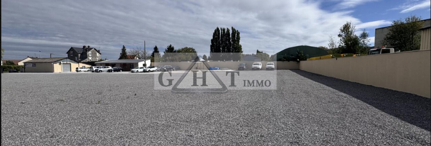 Local industriel  4600 m² à vendre à Vaux-le-Pénil (77000)