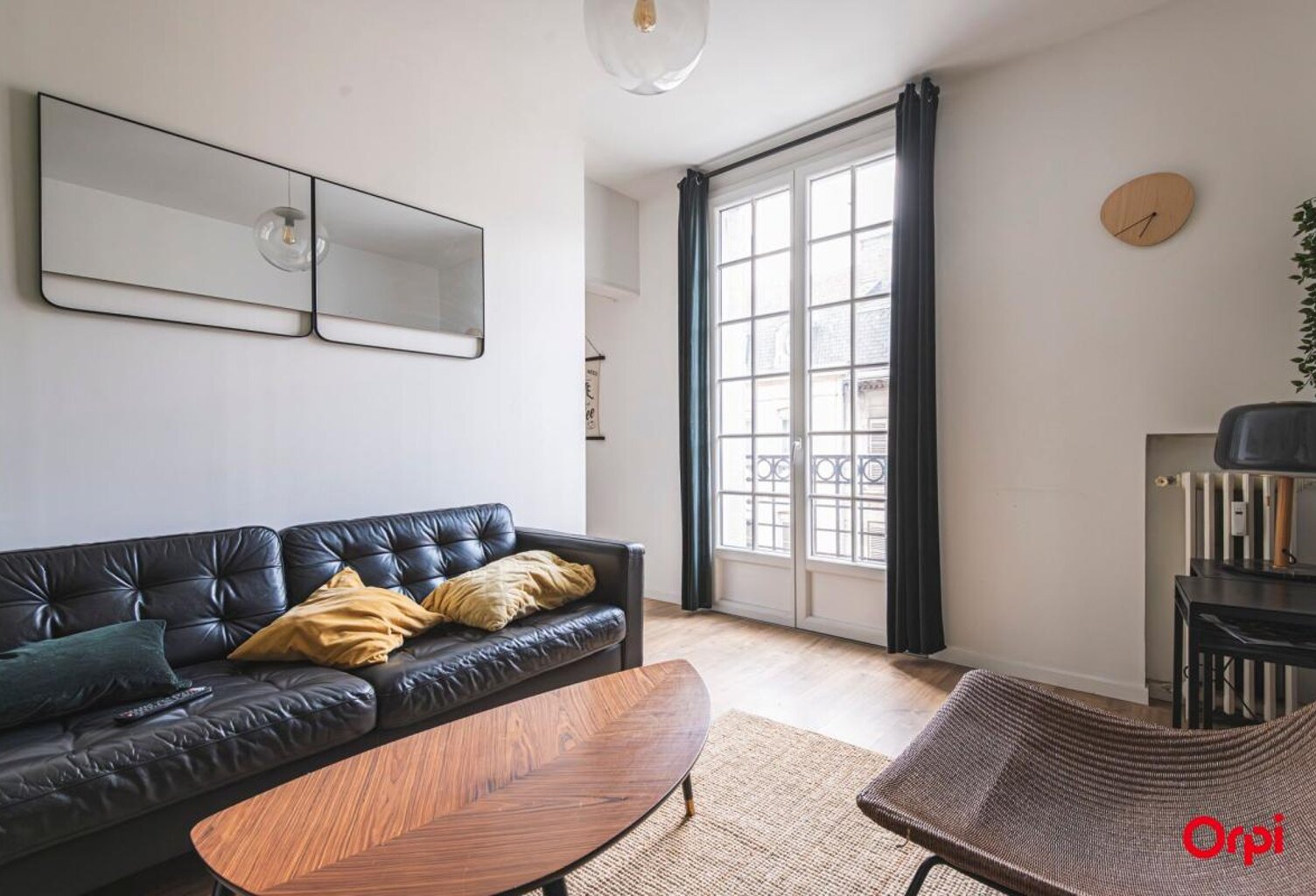 Appartement À Vendre — photo 1