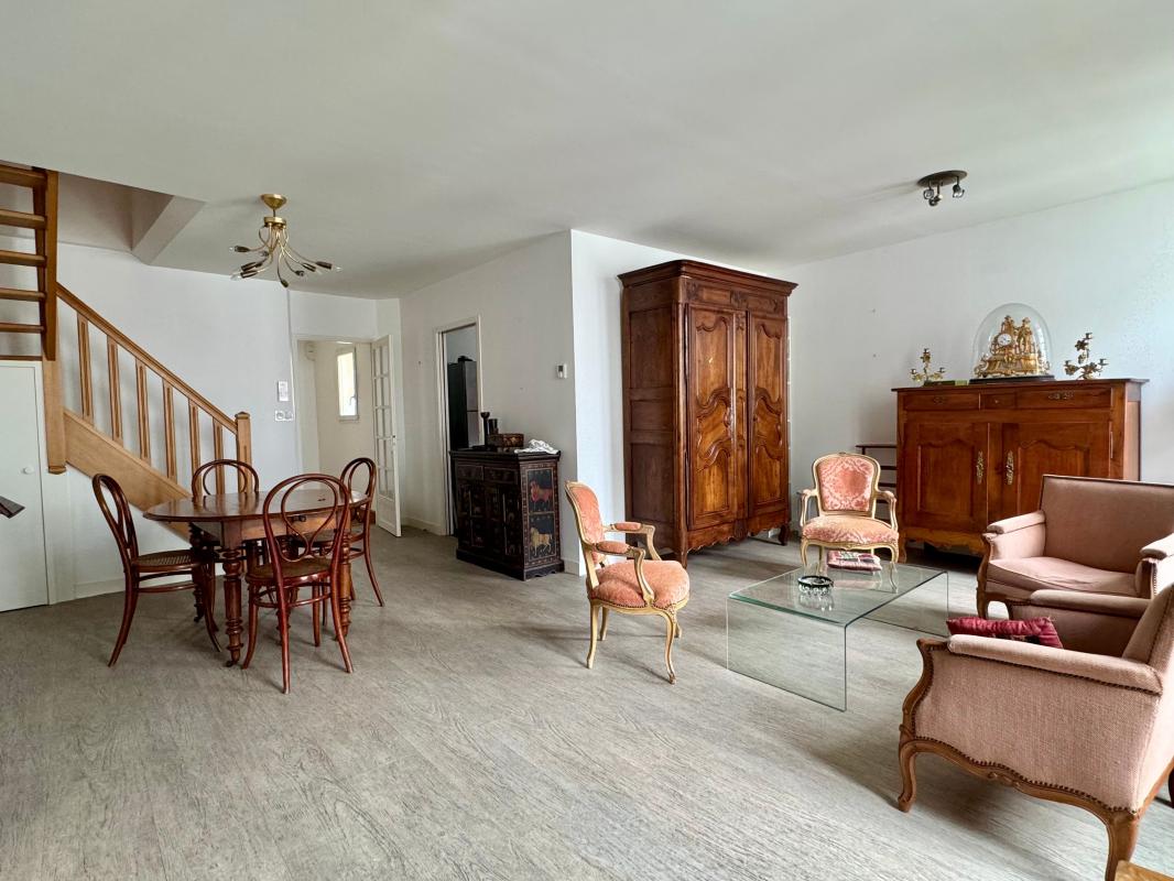 Villa / Maison  T4 à vendre Rochefort 17300