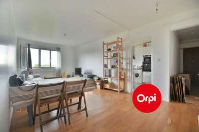 Appartement 5 pièces 1030 €