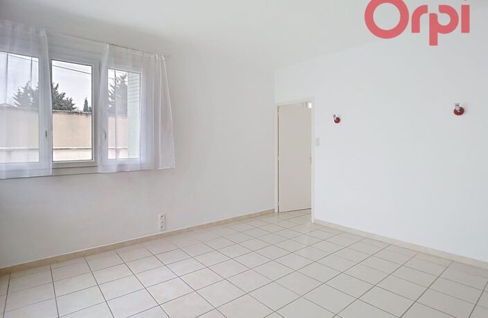 Maison rénovée à vendre de plain-pied à Le Pontet — photo 3