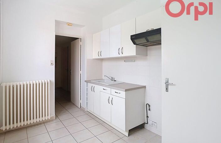 Maison rénovée à vendre de plain-pied à Le Pontet — photo 4