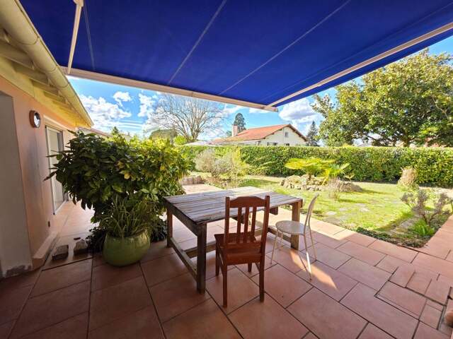 Saint-Pierre-du-Mont (40280) – Plain-pied de caractère sur 1 044 m² de jardin arboré — photo du bien
