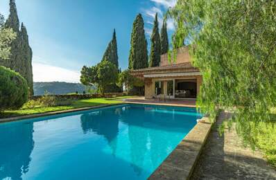 Propriété authentique de 400m² avec Vue Mer à Sanary-sur-Mer — photo du bien
