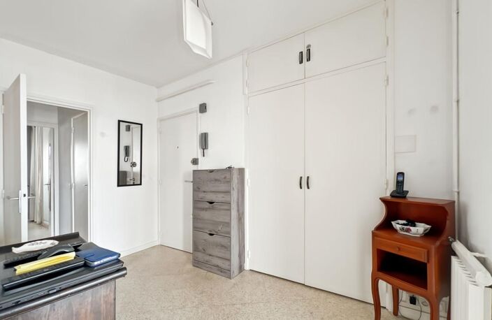 Appartement À Vendre T3 TERRASSE VUE MER — photo 4