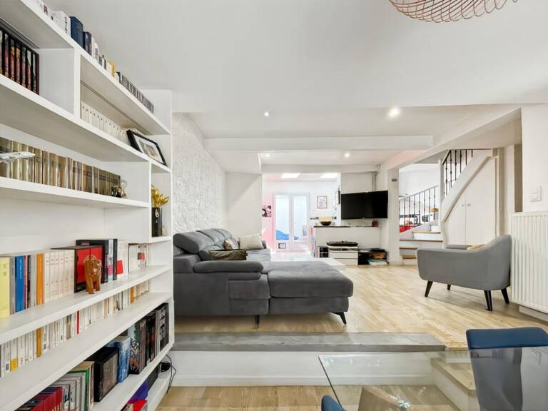 Toulouse, Cœur Minimes, au pied du métro et de l'église, Maison 4 pièces à Vendre — photo 1