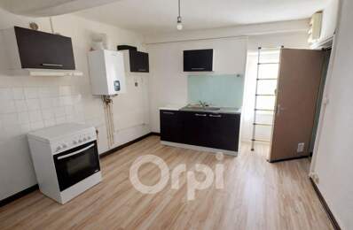 Immeuble de rapport – 6 T2 + local pro – Beaumont centre — photo du bien