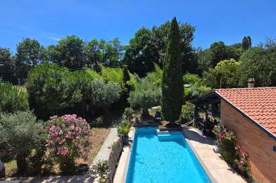 Maison 6 pièces 2700 €