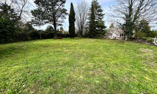 Terrain  715 m² à vendre à Saintes (17100)