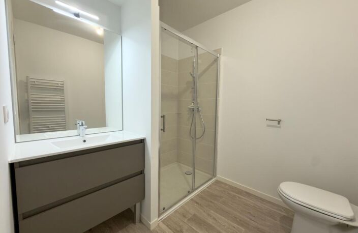 Appartement À Vendre — photo 3