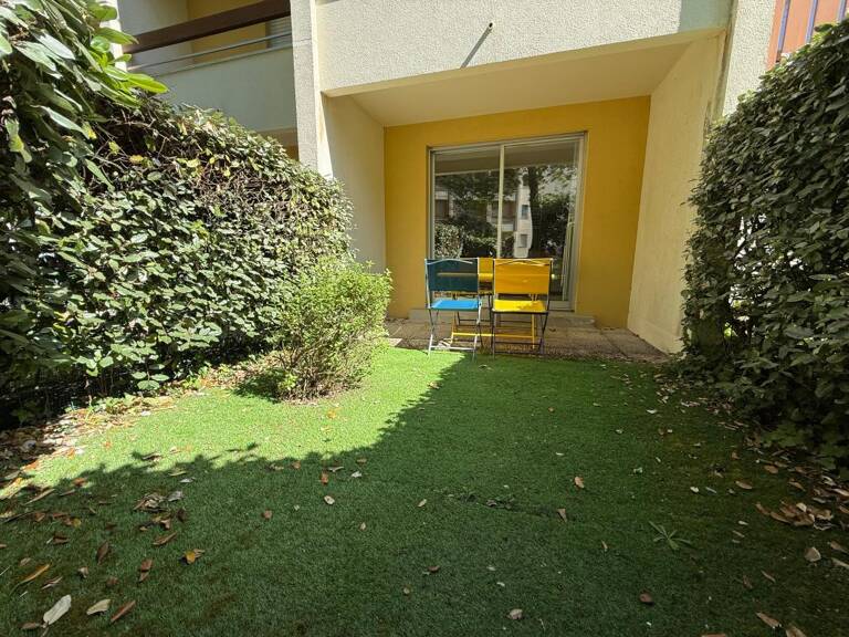 Studio en rez de jardin - Belle terrasse et jardinet - — photo 1