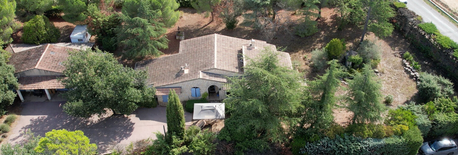 Maison 7 Pièces 133 m² à vendre à Gordes (84220)