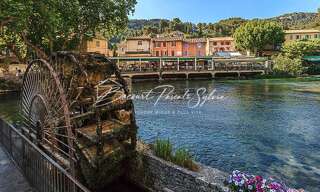 Land  174206 m² property.to_sell in Fontaine-de-Vaucluse (84800)