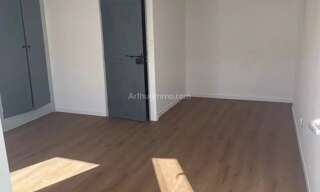 Maison 3 Pièces 89 m² à louer à Mézel (04270)