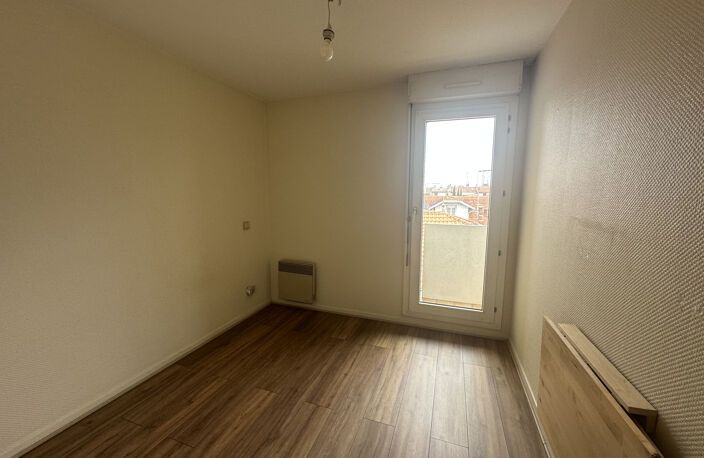 COTE PAVEE - T2 de 37m2 - 175 000 EUR — photo 4