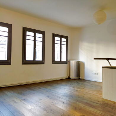 Appartement 3 pièces 1026 €
