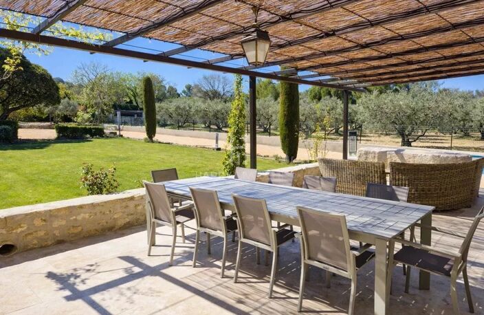 Maison de plain-pied très bien située, avec vue Alpilles — photo 4