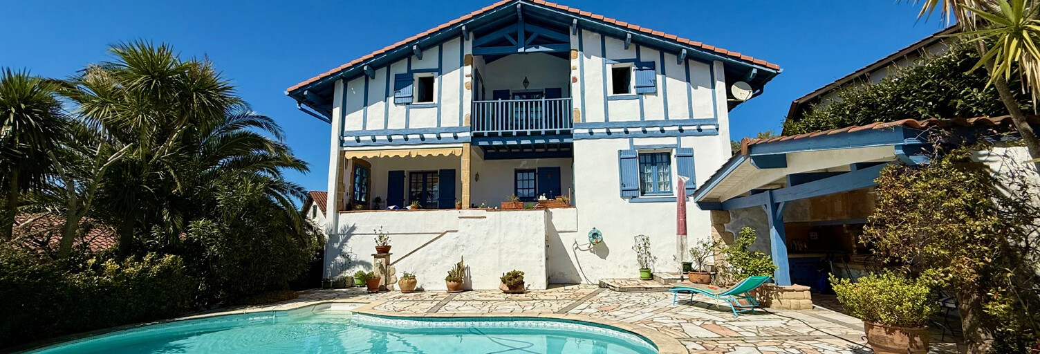 Maison 5 Pièces 172 m² à vendre à Urrugne (64122)