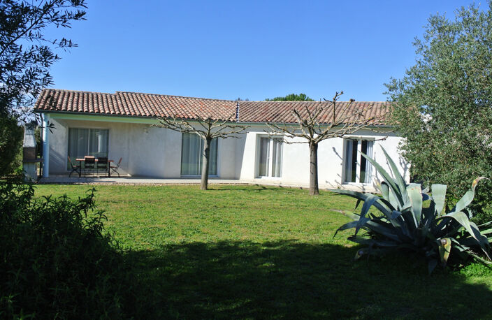 Maison a Sainte Bazeille de plain pied 4 chambres — photo 2